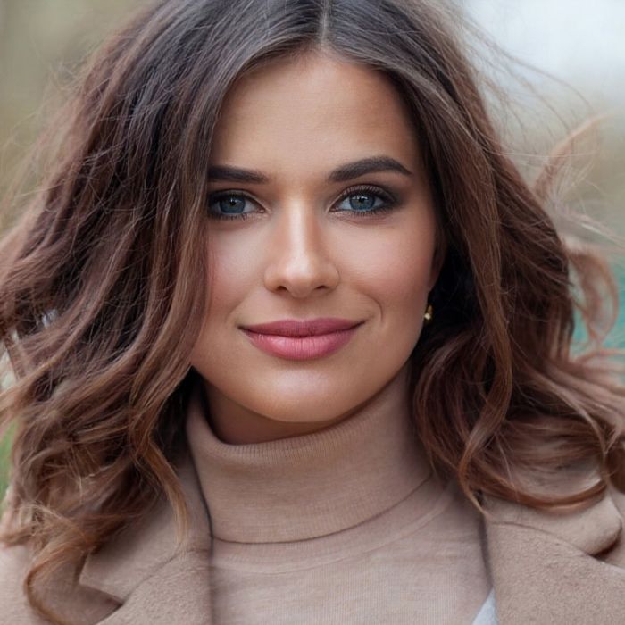 woman with beautiful skin after laser treatments at NuIQ in Cleveland